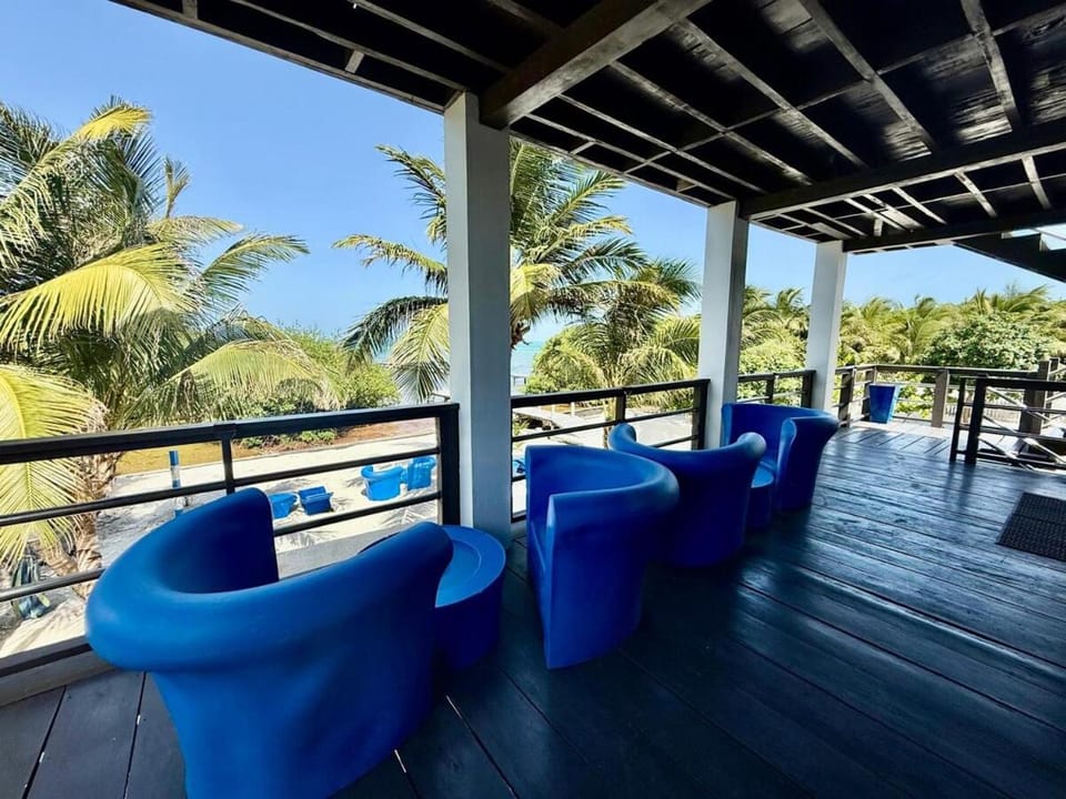360 Suites - Sea View, One Bedroom Apartment in Belize District