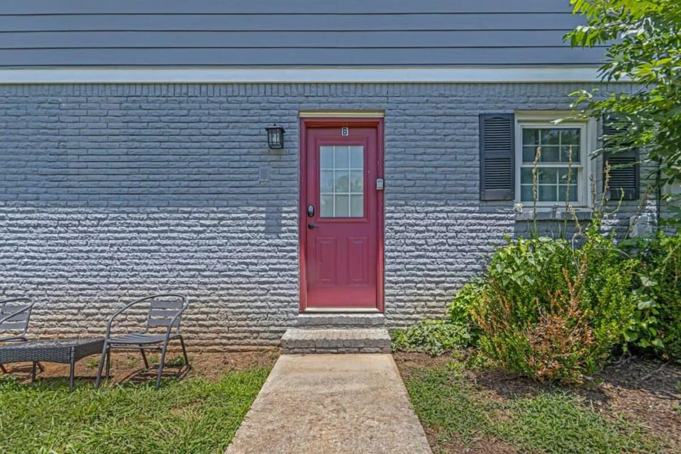 Property building, Spring, Day