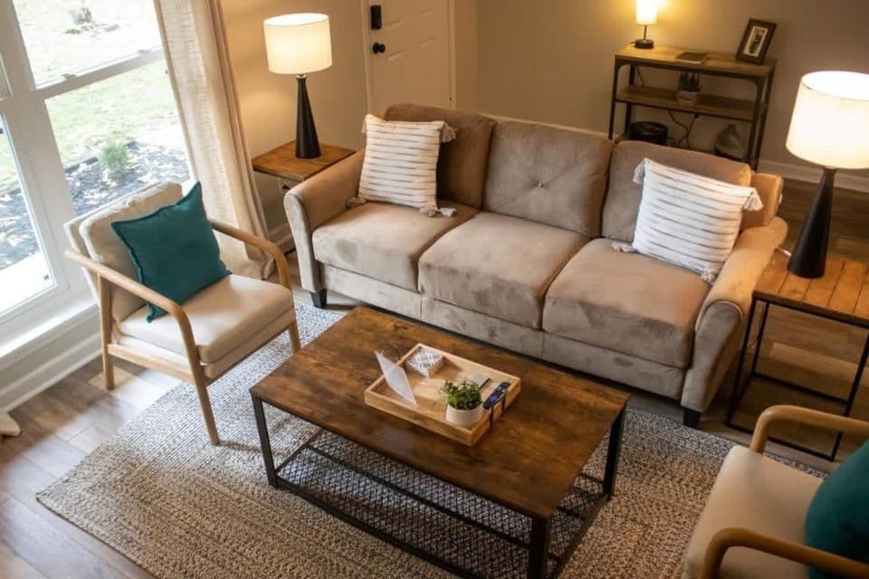 Living room, Seating area