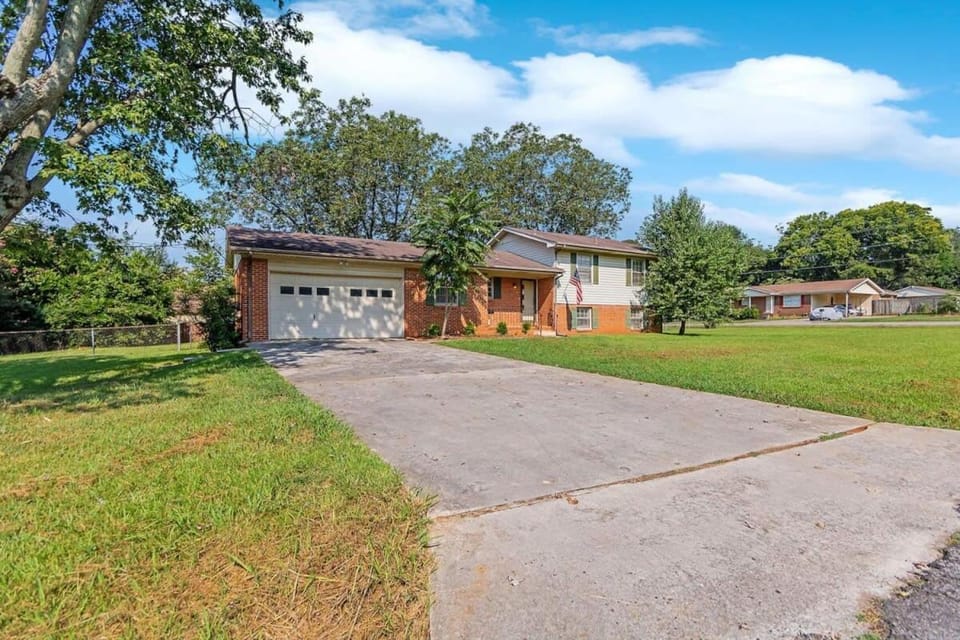 Property building, Day, Garden view