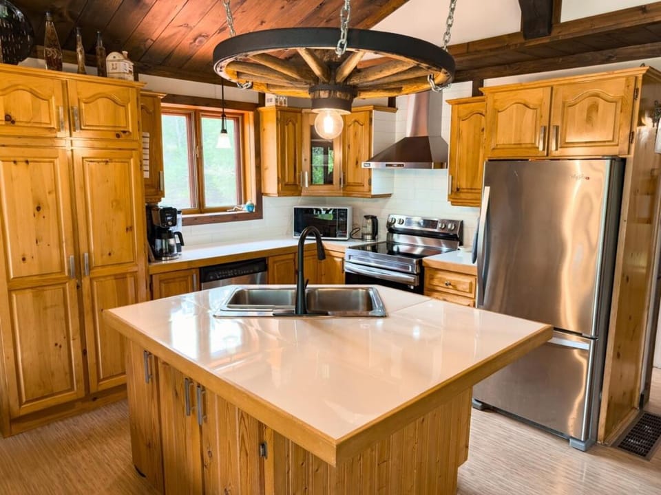 Jardin Du Ciel Chalet Chalet in Ontario