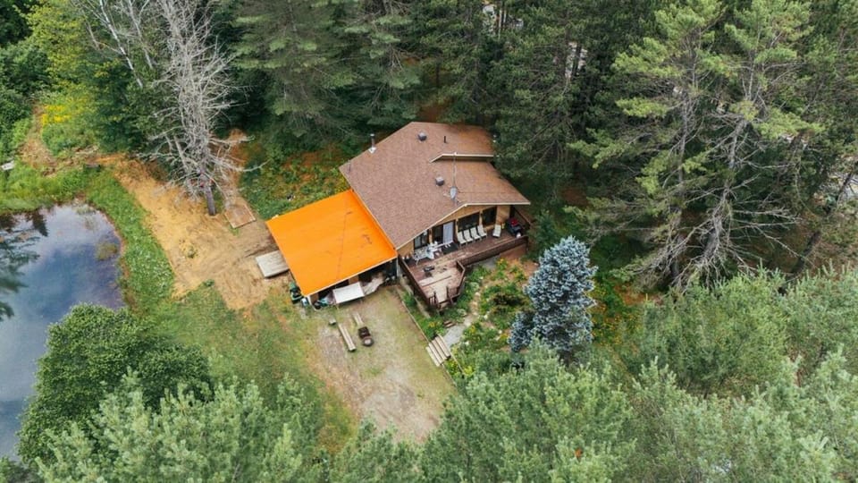 Jardin Du Ciel Chalet Chalet in Ontario