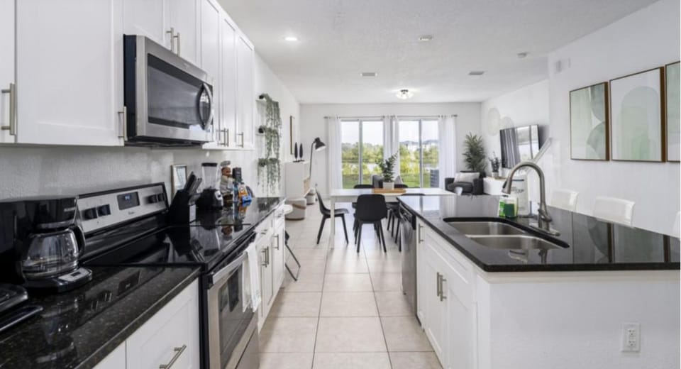 Resort 3BR Paradise Minutes from Disney! House in Four Corners