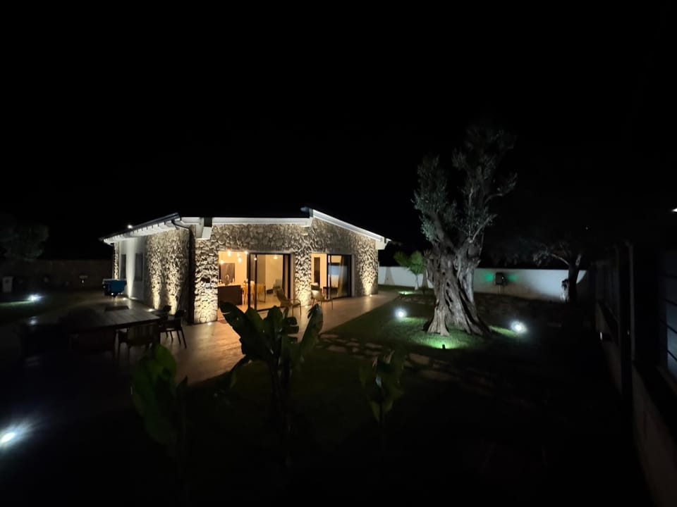 Property building, Garden, Garden view