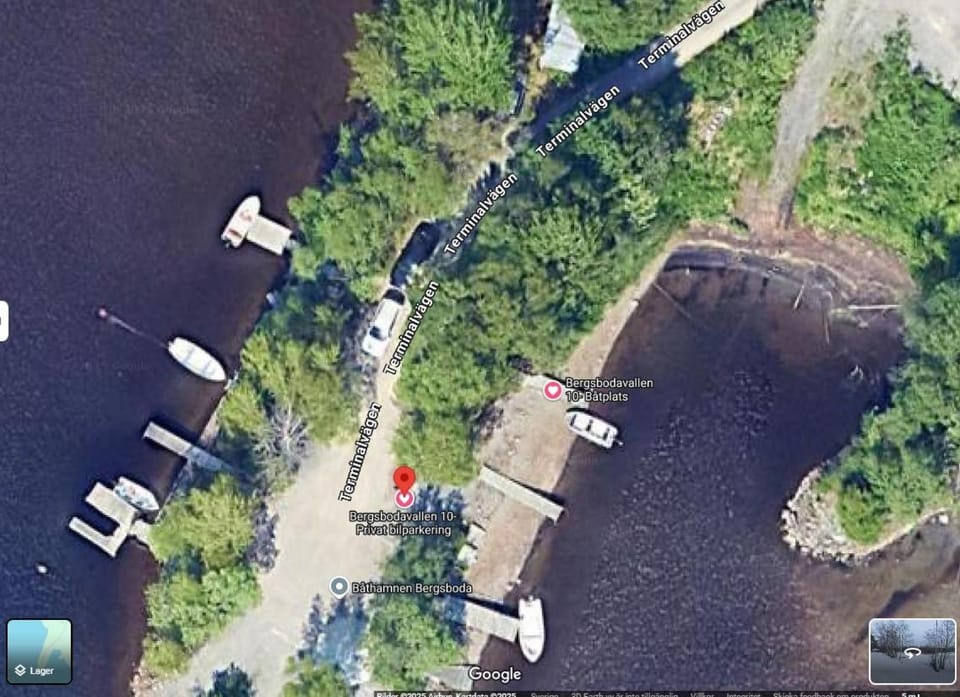 Day, Natural landscape, Bird's eye view, River view, Parking