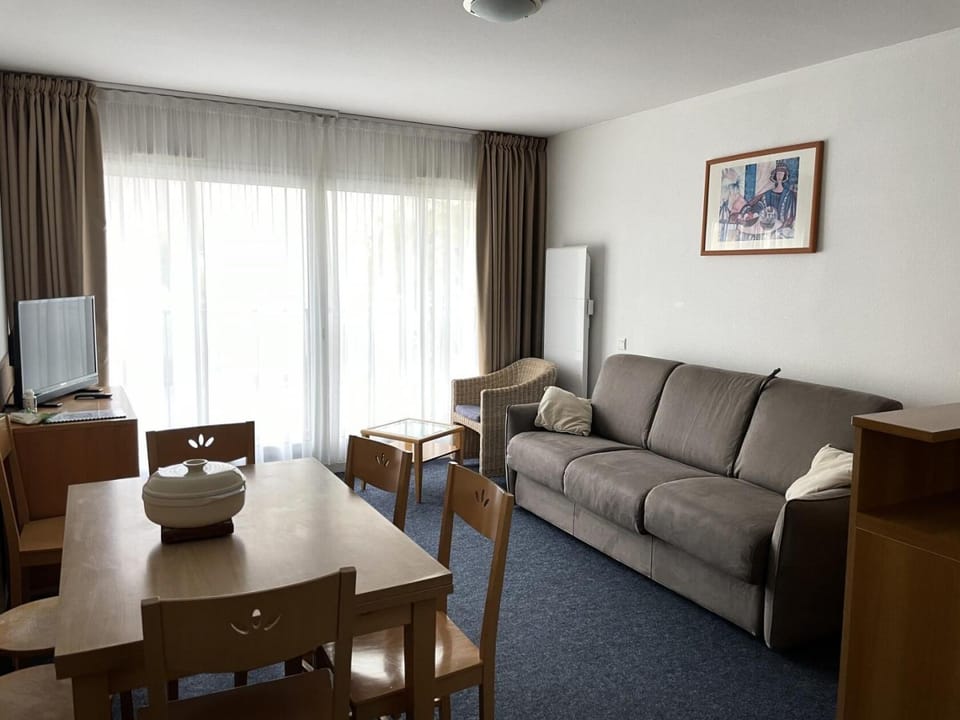 Le Chalet - Piscine - Studio pour 6 Personnes MAE-4933 Apartment in Nouvelle-Aquitaine