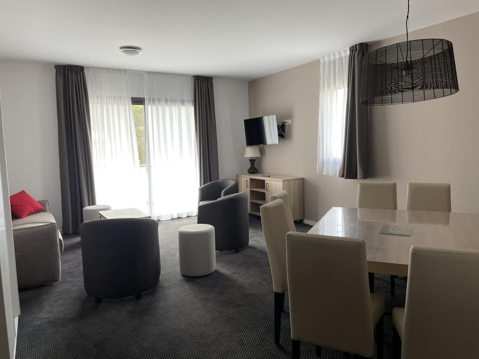 Résidence Le Portillo - Piscine - Studio pour 8 Personnes MAE-5143 Apartment in Nouvelle-Aquitaine