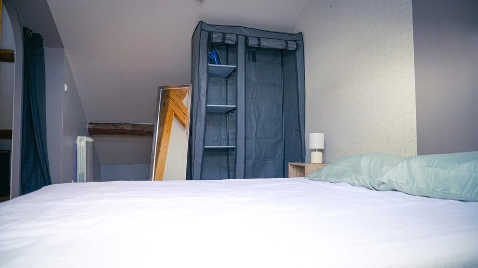 Bed, Bedroom, wardrobe