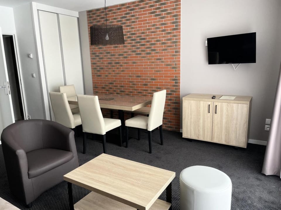 Résidence Le Portillo - Piscine - Studio pour 6 Personnes MAE-5263 Apartment in Nouvelle-Aquitaine