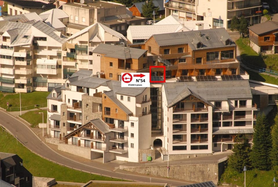 Résidence Le Portillo - Piscine - Studio pour 6 Personnes MAE-5263 Apartment in Nouvelle-Aquitaine