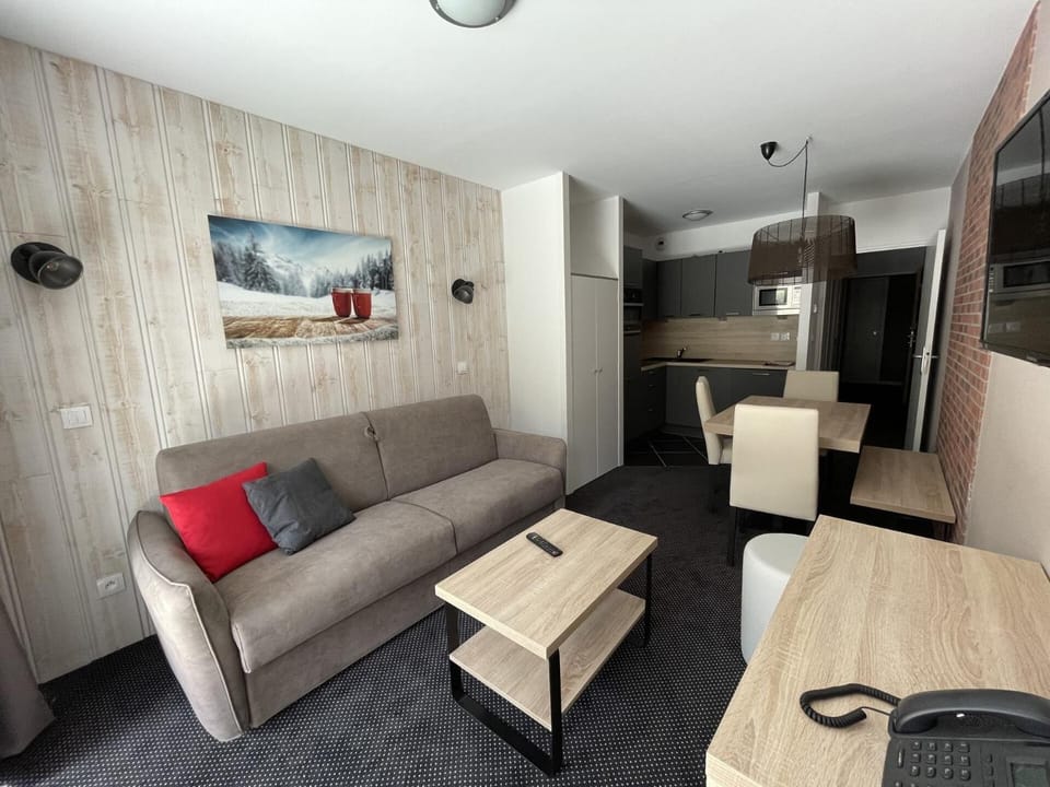 Résidence Le Portillo - Piscine - Studio pour 4 Personnes MAE-5283 Apartment in Nouvelle-Aquitaine