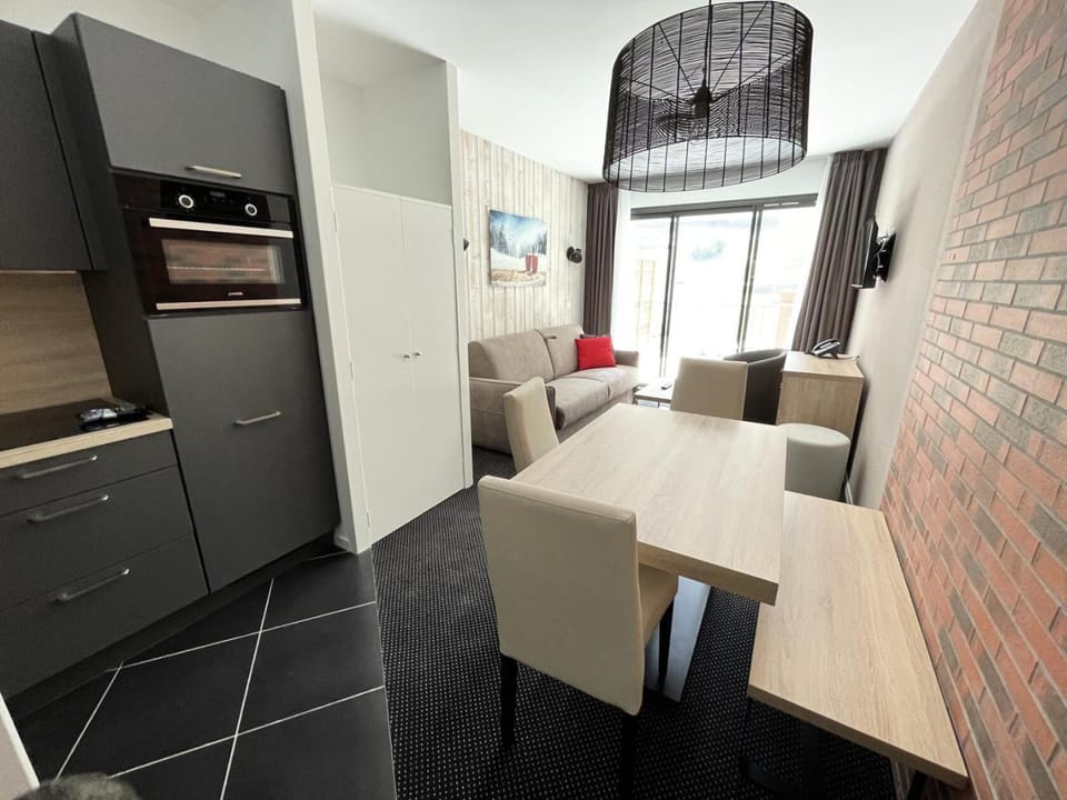 Résidence Le Portillo - Piscine - Studio pour 4 Personnes MAE-5313 Apartment in Nouvelle-Aquitaine