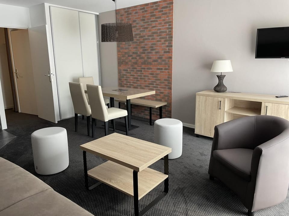 Résidence Le Portillo - Piscine - Studio pour 4 Personnes MAE-5323 Apartment in Nouvelle-Aquitaine