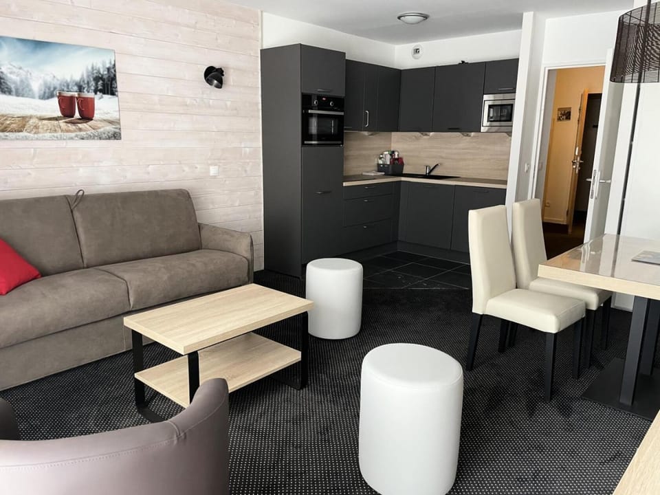 Résidence Le Portillo - Piscine - Studio pour 4 Personnes MAE-5323 Apartment in Nouvelle-Aquitaine