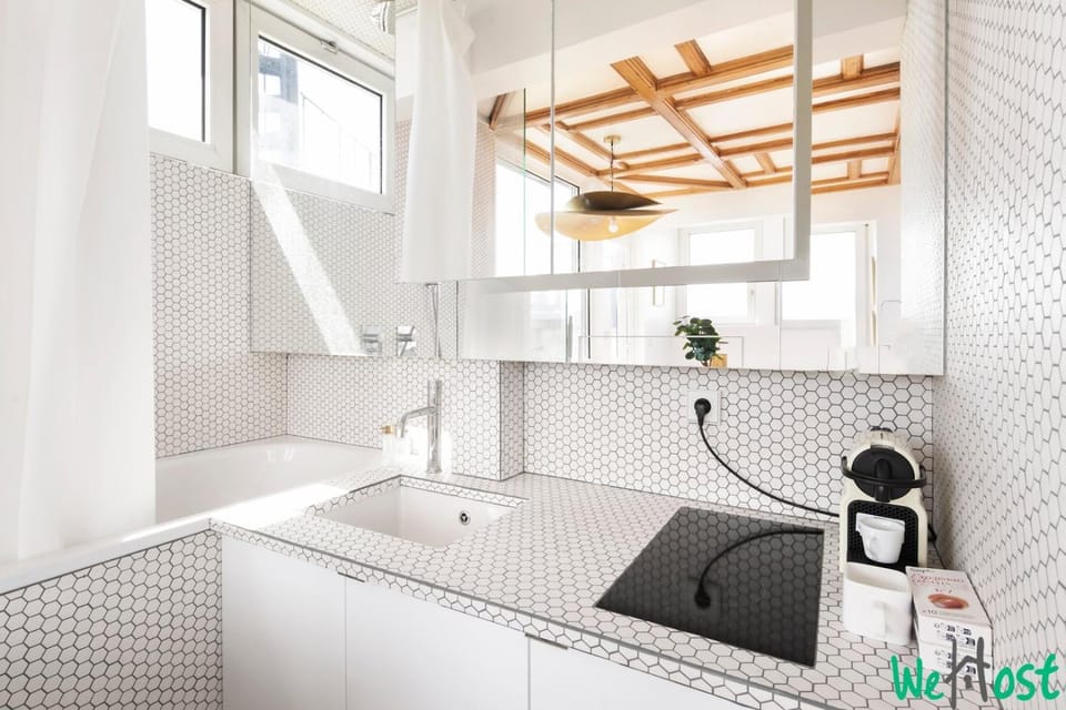 WeHost - Studio with Eiffel Tower view in heart of 7e arrondissement Apartment in Paris