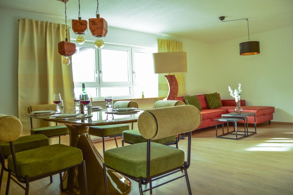 Living room, Seating area, Dining area