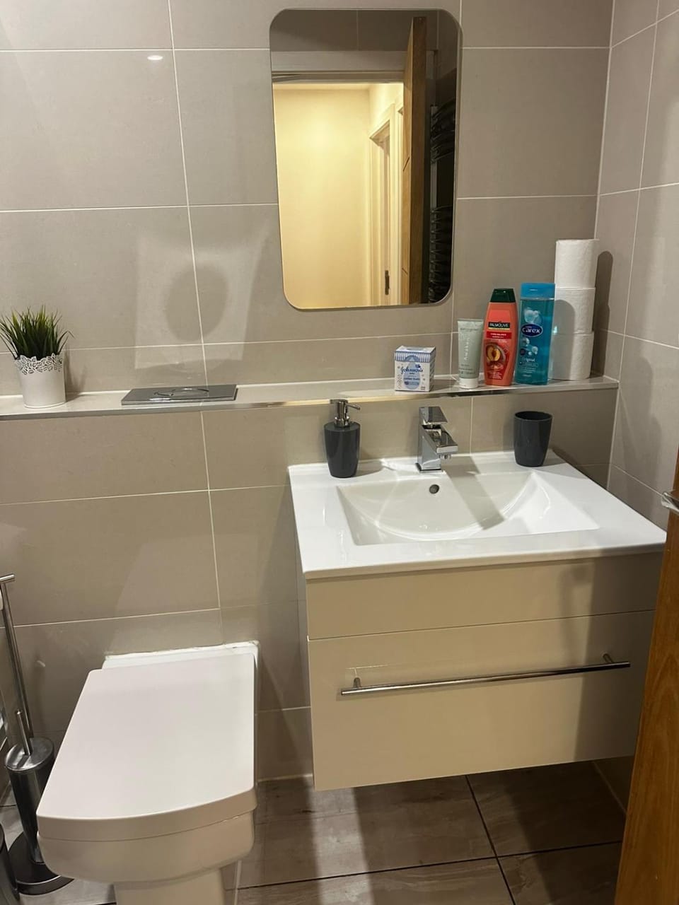 Room Imperial Bed and Breakfast in London