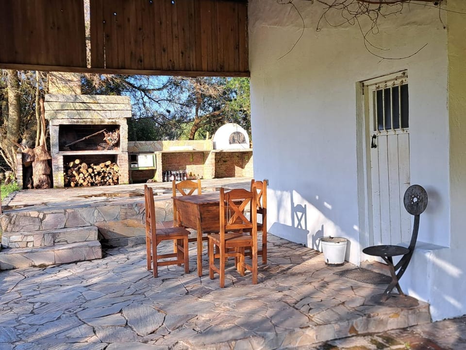 Property building, Patio, BBQ facilities, Balcony/Terrace, Dining area