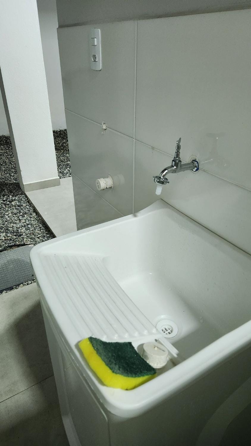 Geminado a 10 minutos do Centro, com Ar Apartment in Joinville