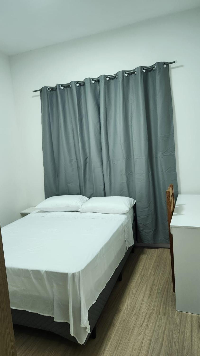 Geminado a 10 minutos do Centro, com Ar Apartment in Joinville