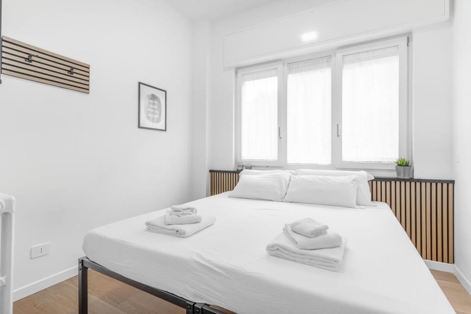Photo of the whole room, Bedroom, internet, towels