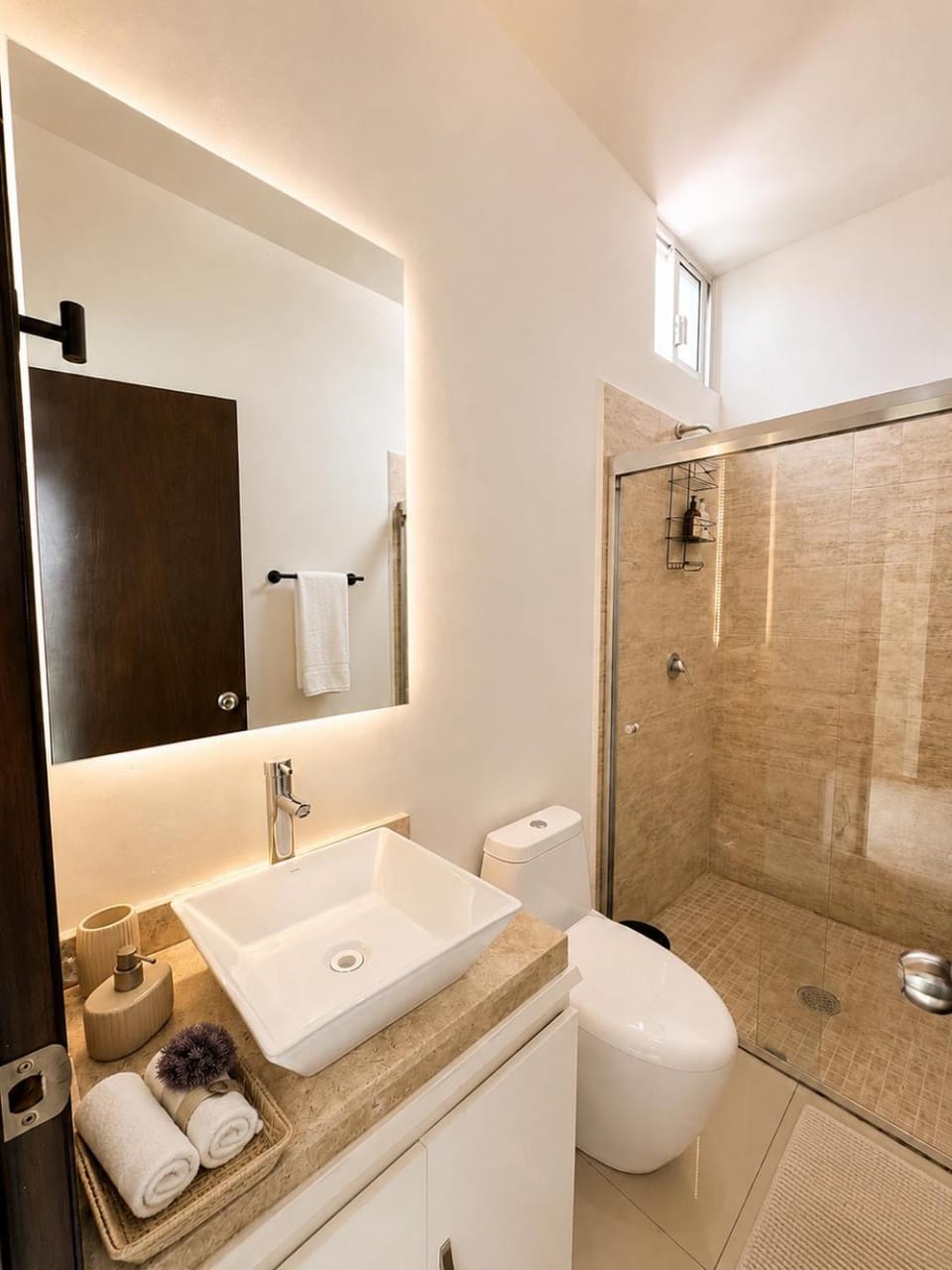 Shower, Bathroom, towels
