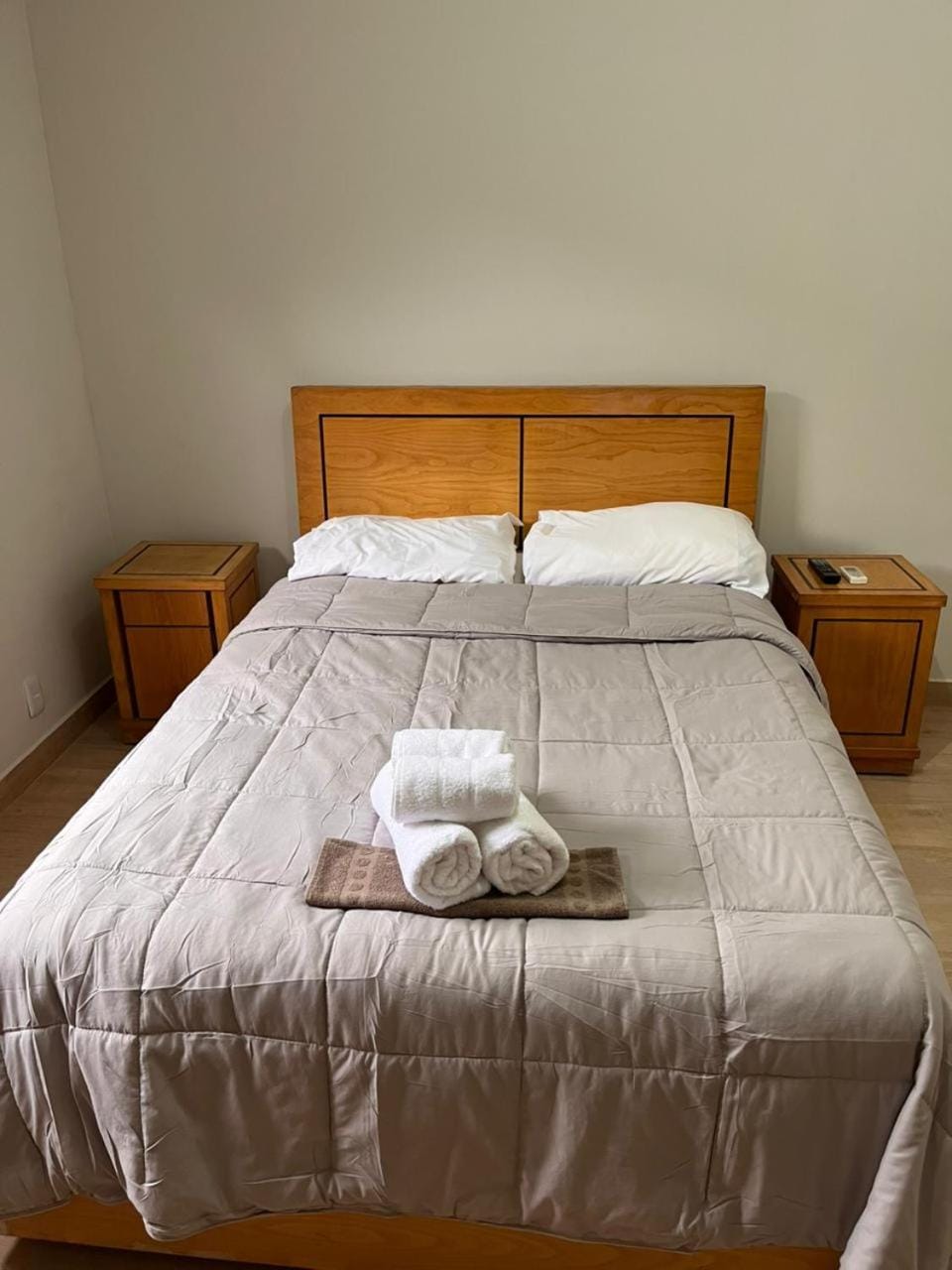 Bed, Photo of the whole room