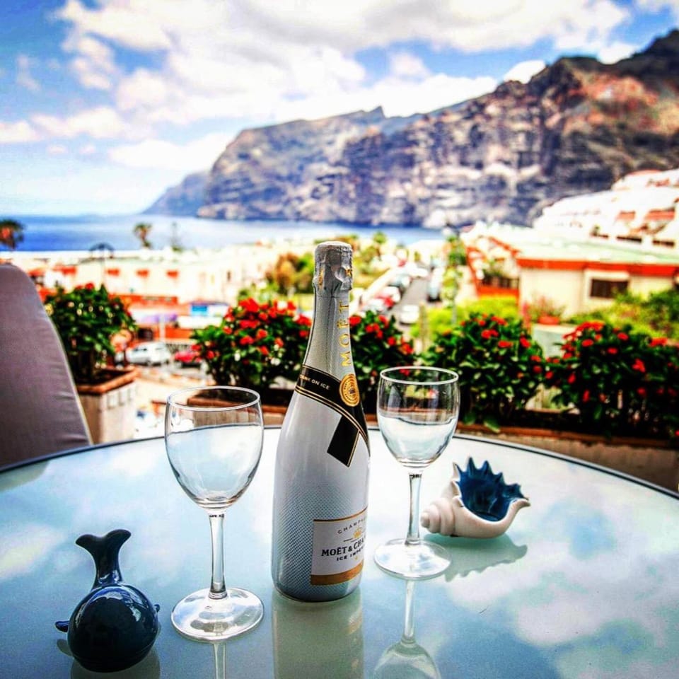 Stunning View 2 Bed Family Apartment Apartment in Acantilados de Los Gigantes