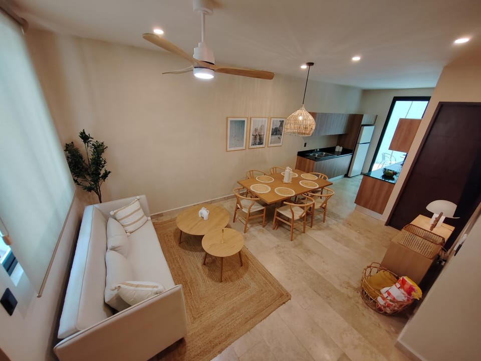 Living room, Dining area, air conditioner