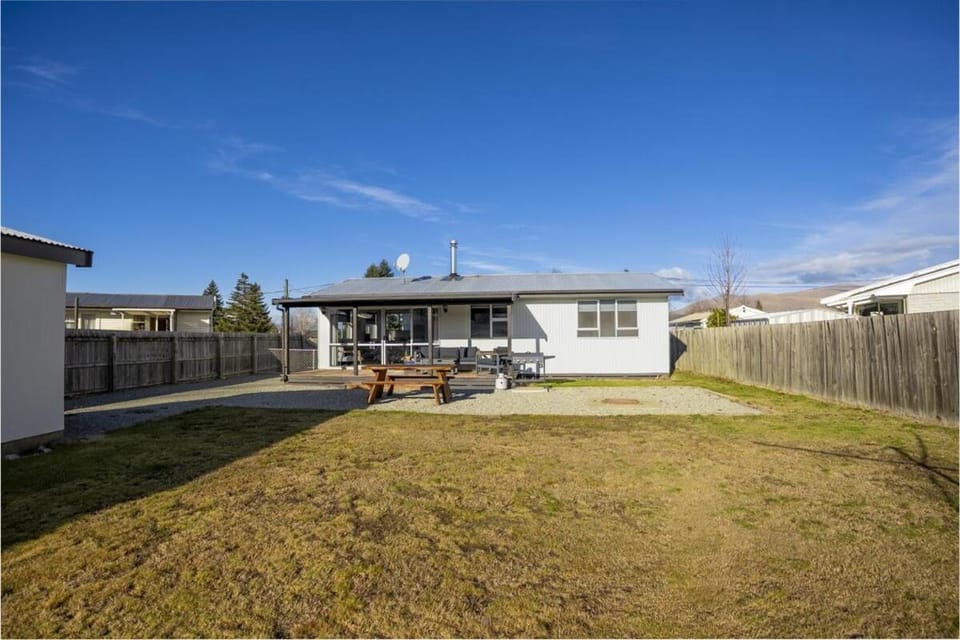 Fraser Retreat, Twizel House in Twizel