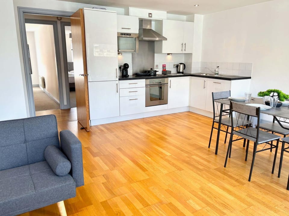 Kitchen or kitchenette, Seating area, Dining area, dishwasher, stove