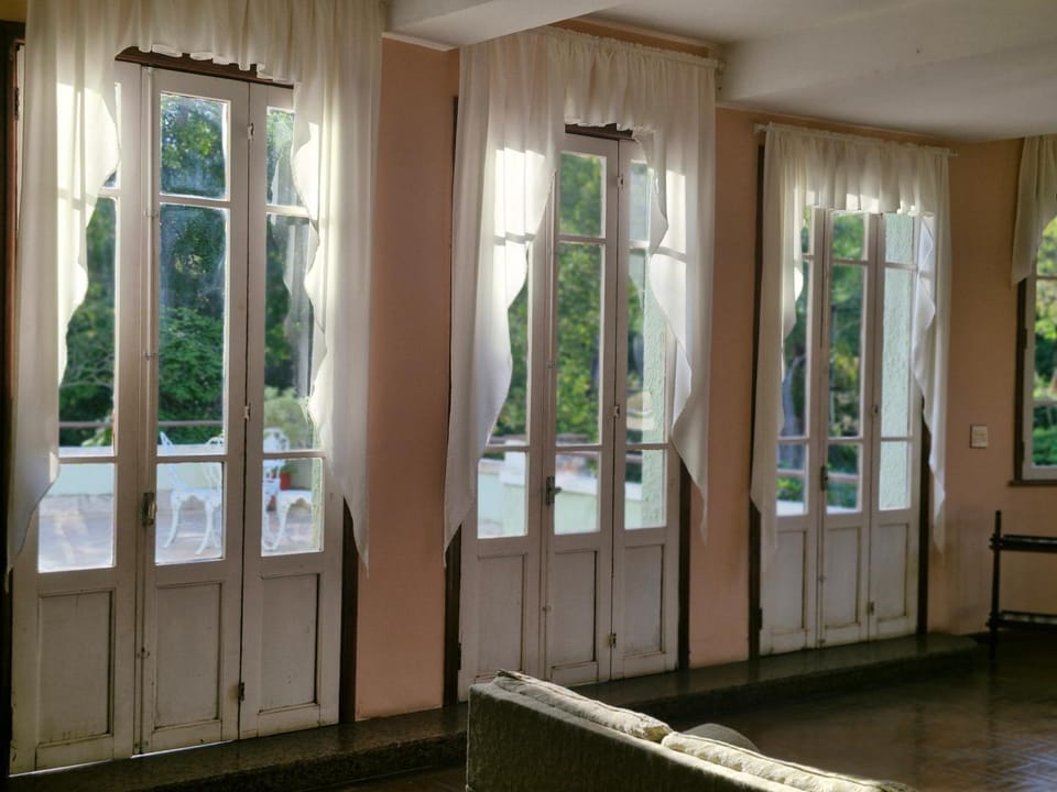 Red Rose Apt Miguel Pereira Apartment in Miguel Pereira