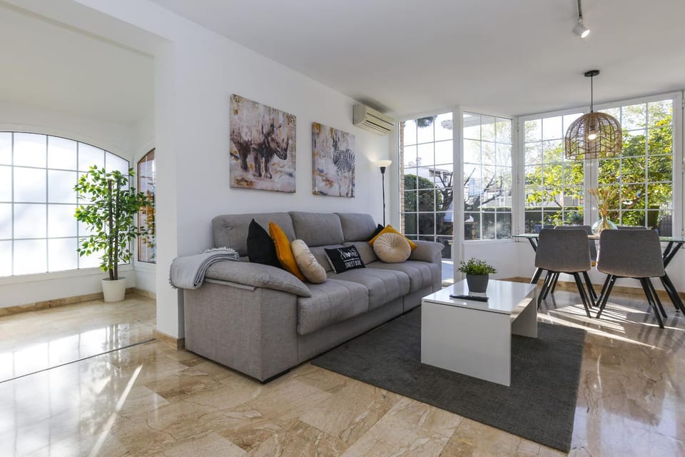 Communal lounge/ TV room, Living room
