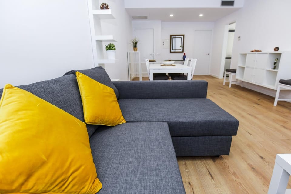 Communal lounge/ TV room, Living room