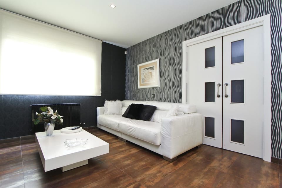 Communal lounge/ TV room, Living room