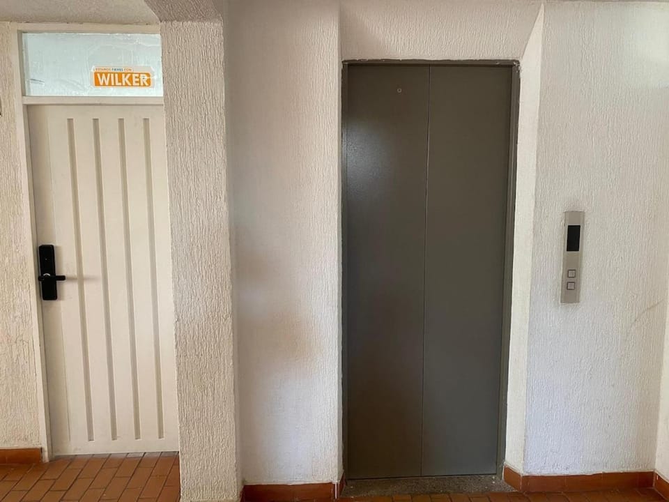 elevator