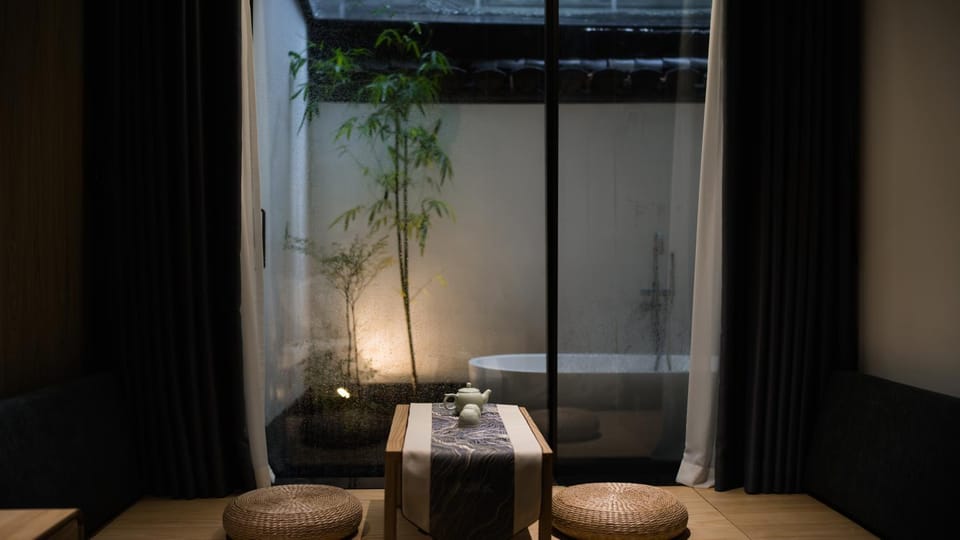 Seating area
