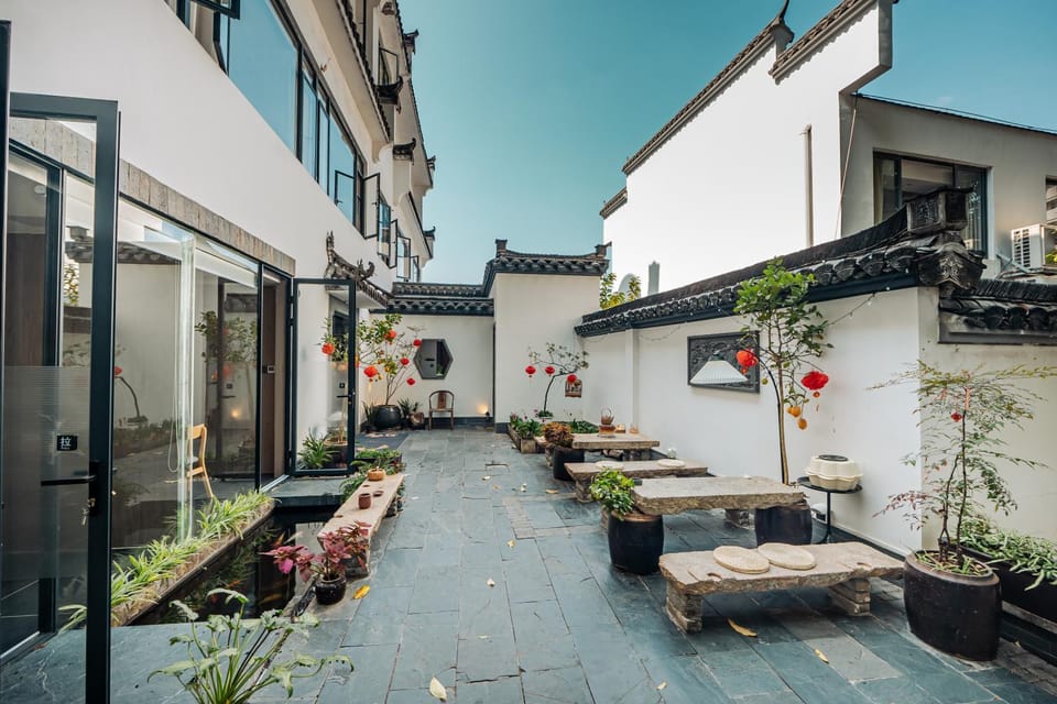 Garden, Seating area