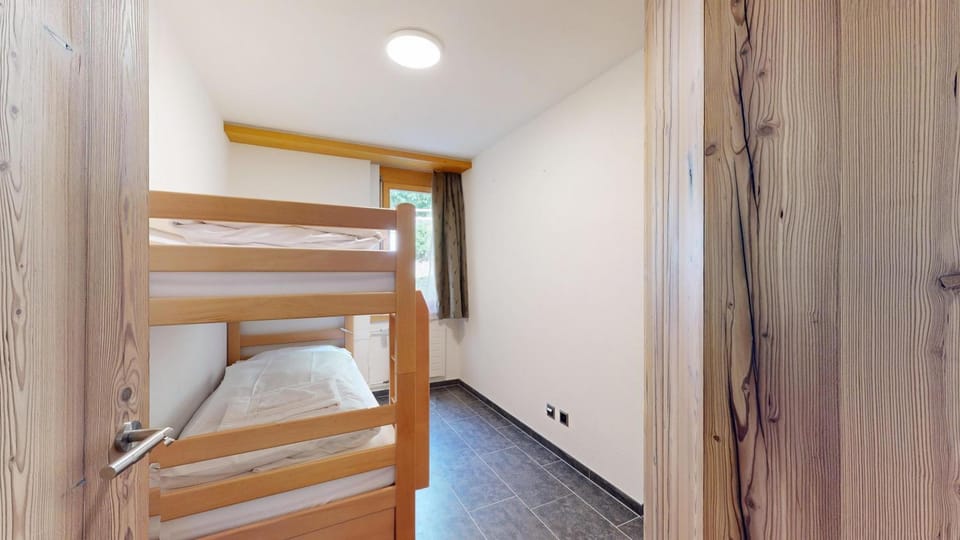 Bed, Photo of the whole room, Bedroom, bunk bed