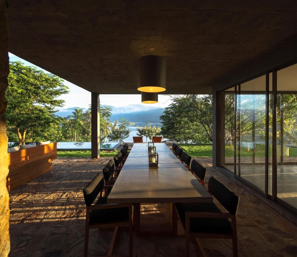 Restaurant/places to eat, Restaurant/places to eat