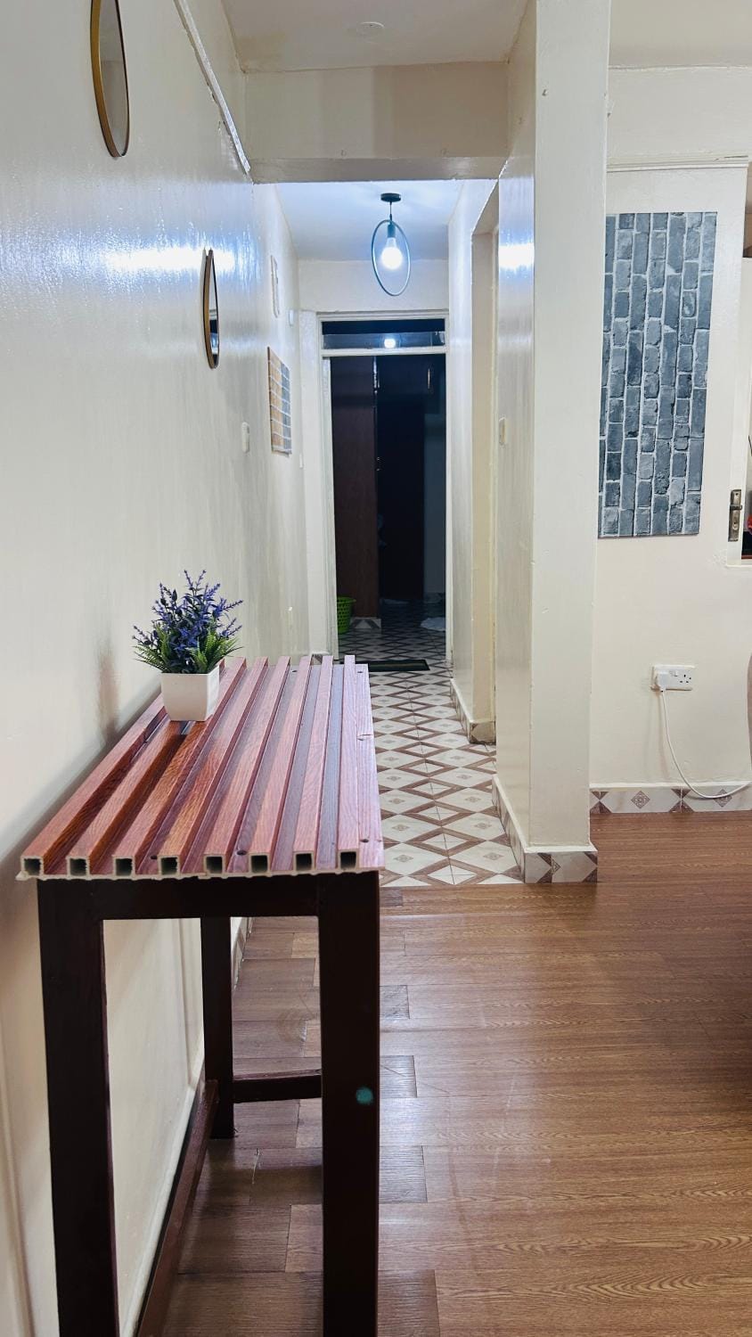Nest by BonaY, 1-Bedroom Apartment with Balcony & WIFI in Kisumu-Tom Mboya Apartment in Uganda