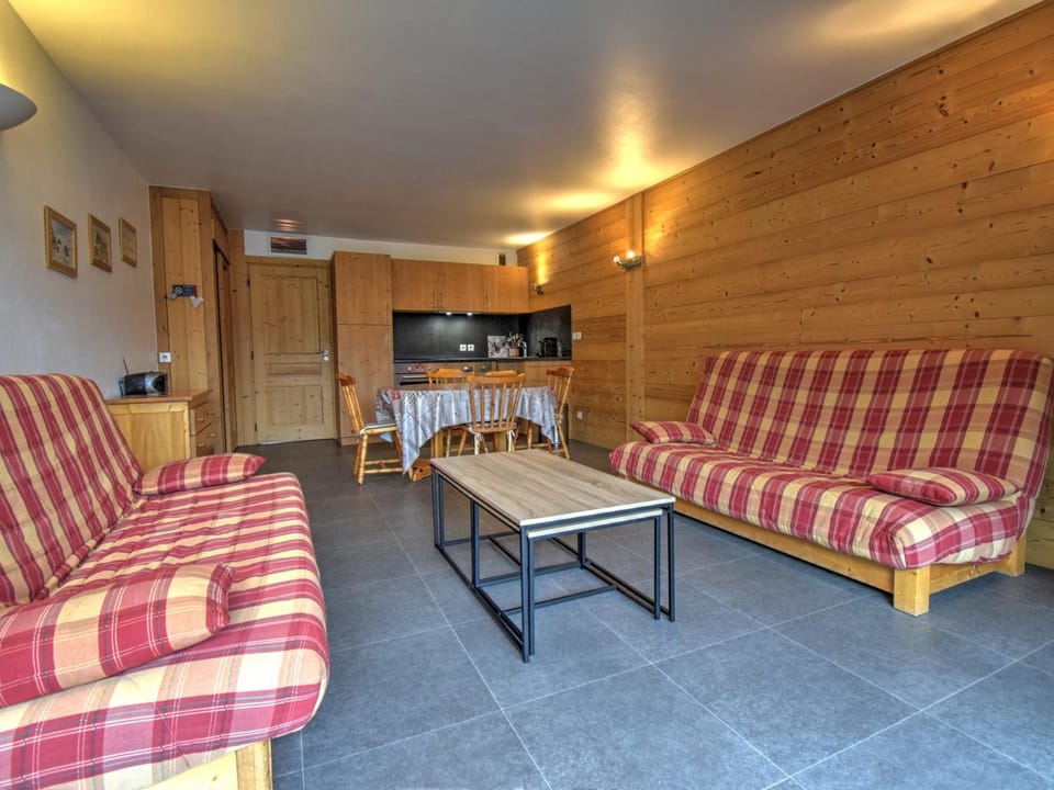 Appartement 2 pièces avec balcon près du centre de Morzine, parking disponible Apartment in Les Gets