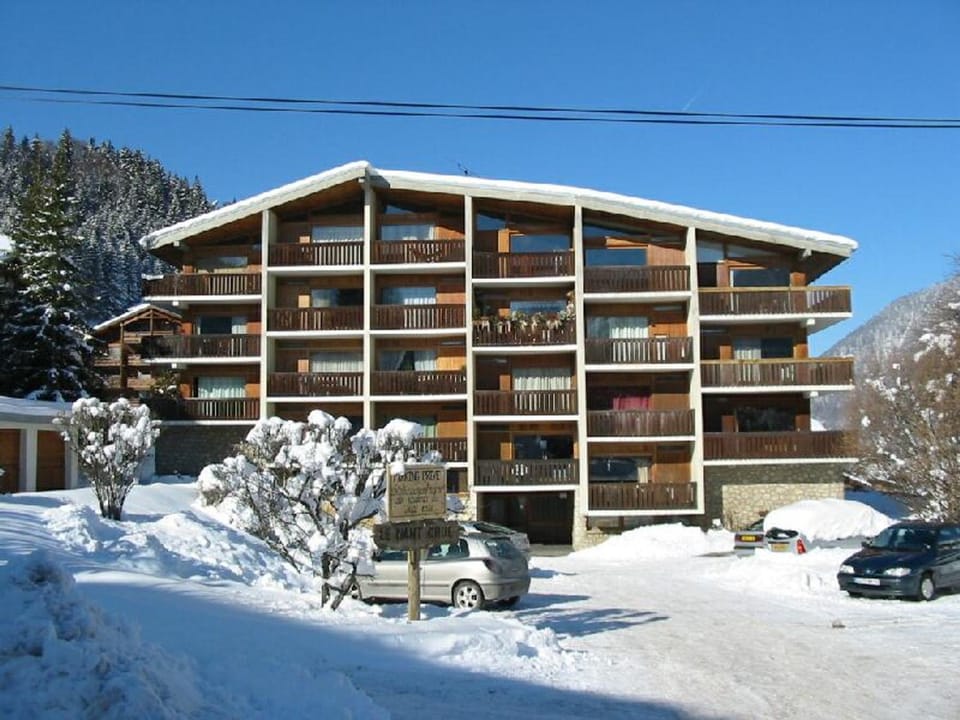 Appartement 2 pièces avec balcon près du centre de Morzine, parking disponible Apartment in Les Gets