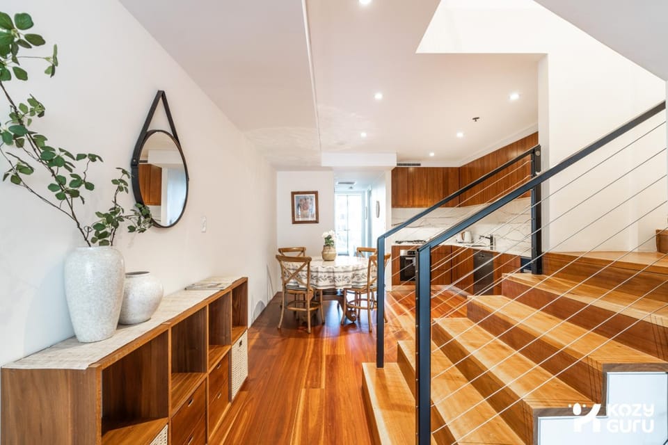 KozyGuru | Waterloo| Modern 2Level 2BR Apt Parking Apartment in Sydney