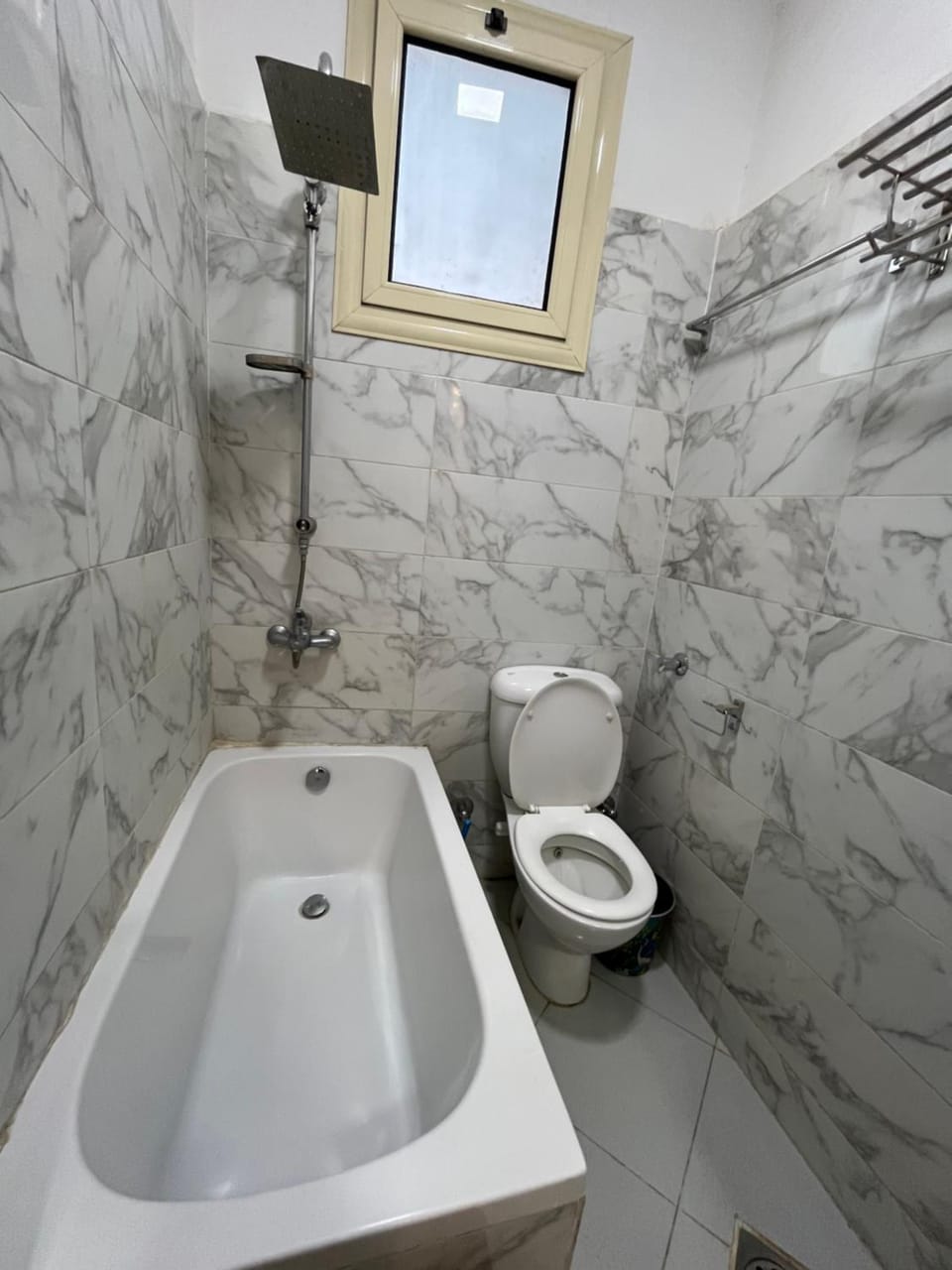 Shower, Toilet, Bathroom, Bath