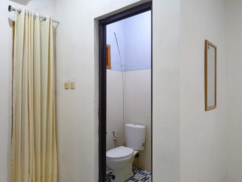 Toilet, Bathroom