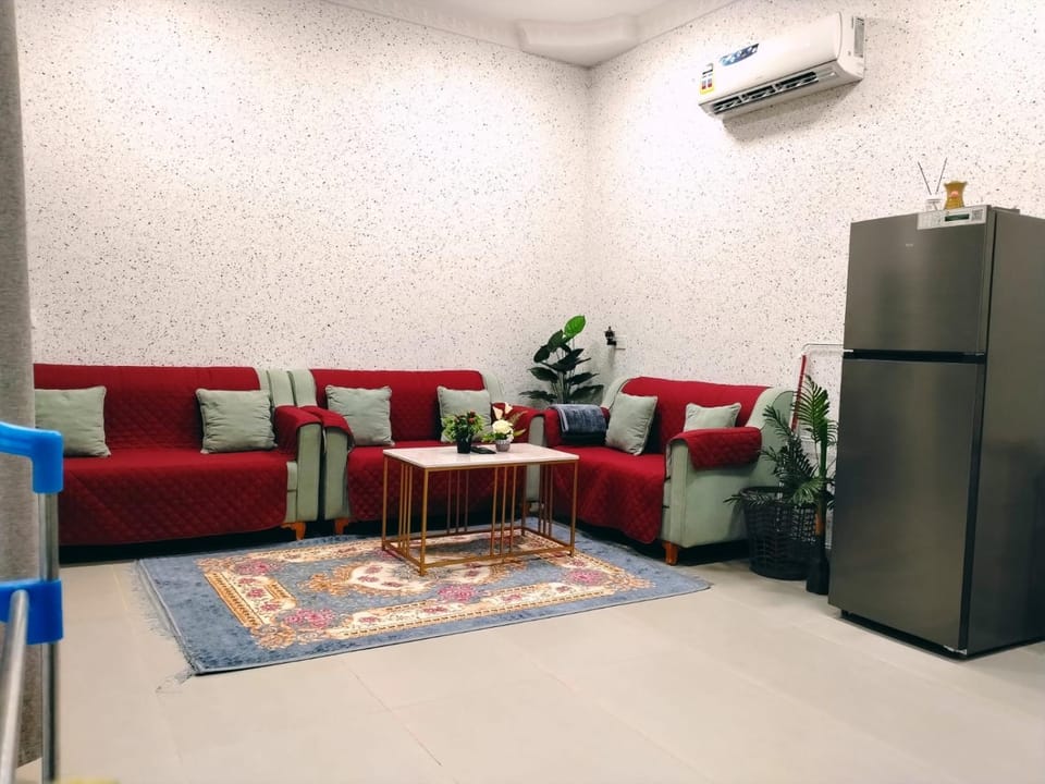 Living room, Seating area, air conditioner