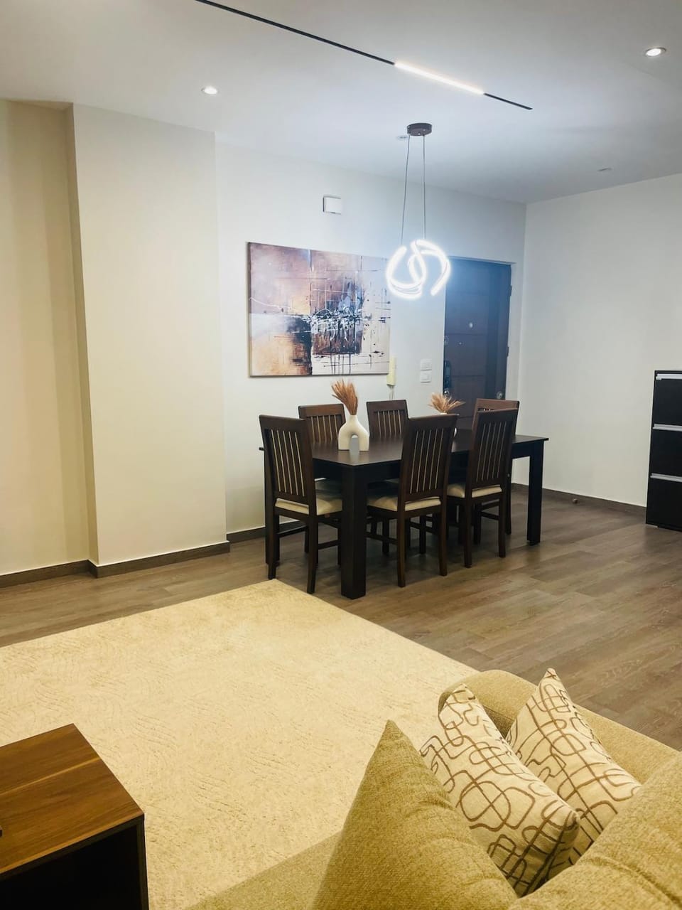 Living room, Dining area