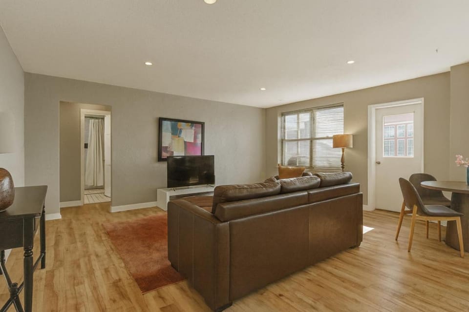 World Cup Apartment Flat 10 to 14 Nights Premier Arena Location Apartment in Atlanta