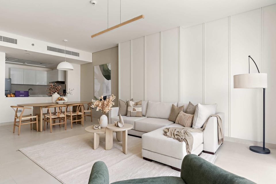 Living room, Dining area